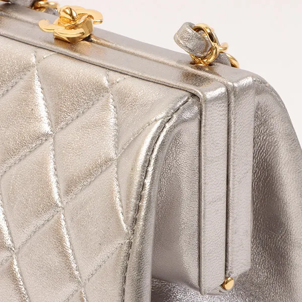 Chanel Around 1997 Made Turn-Lock Metal Clasp Chain Bag Silver