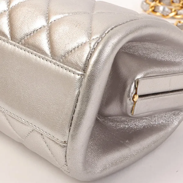 Chanel Around 1997 Made Turn-Lock Metal Clasp Chain Bag Silver