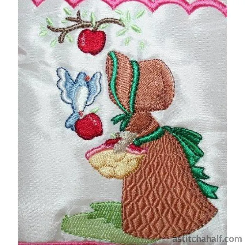 Miss Bonnet Tote Bag 03