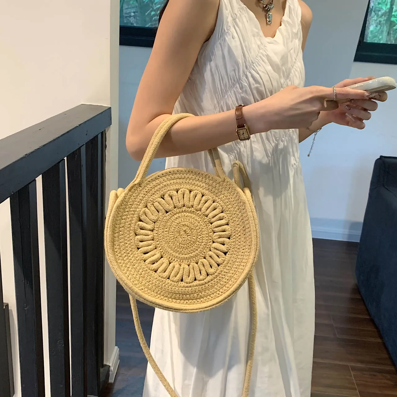Woven Circle Round Crossbody Beach Bag -Showtown